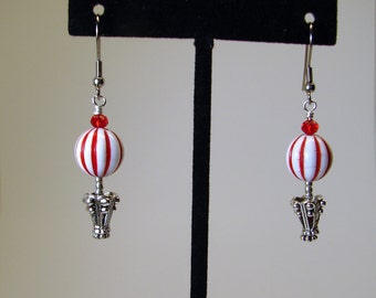 Hot Air Balloon Earrings, Christmas Earrings, Holiday Jewelry, Red/White Hot Air Balloon Earrings