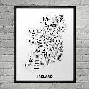 Carte des comtés d'Irlande | Fait main | Carte de la ville de l'Irlande | Irlande Impression | Art de la carte de l'Irlande | Décoration d'intérieur Irlande | Cadeau de déménagement | Impression de carte