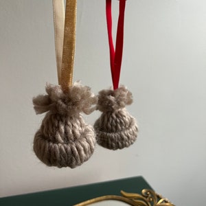 Snow hat ornaments