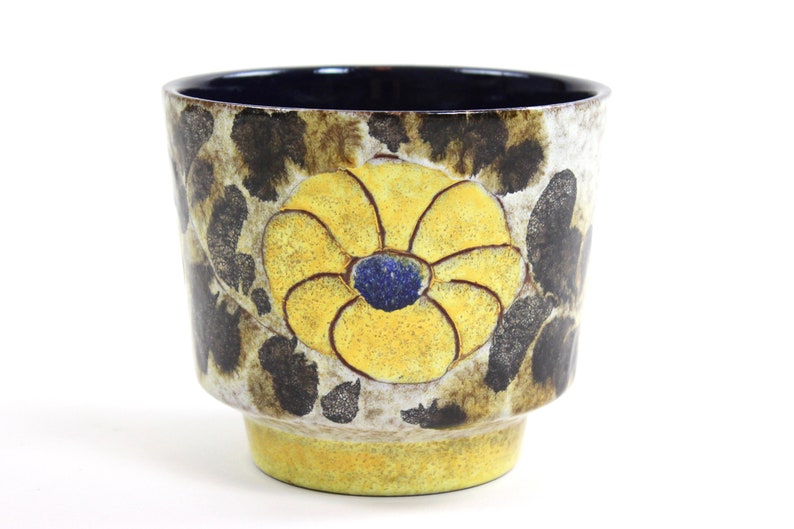 vintage flower pot Majolica marei 70s pot indoor gardening ceramic planter