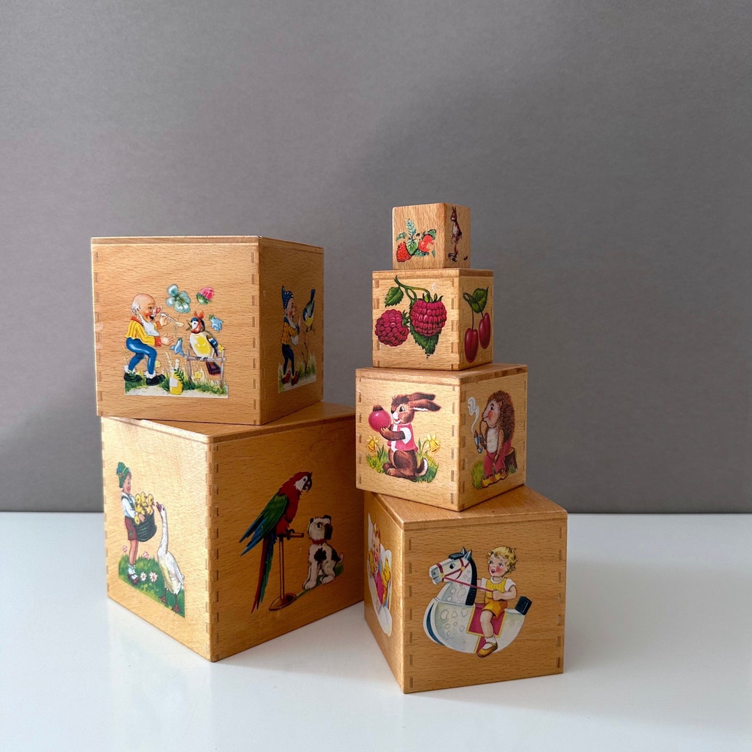 HOLZKUGEL STÄNDER DISPLAY Basis 60mm Für Kristallkugel Steinen Rot EUR