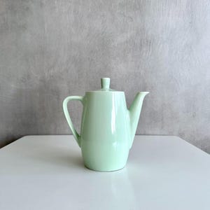 Cafetera Melitta, verde pastel, verde claro, tetera, vajilla de mediados de siglo, porcelana de los años 50