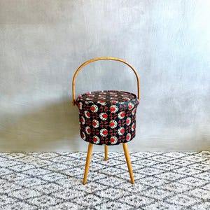 Vintage sewing basket, sewing box, sewing box, sewing box, mid century sewing basket