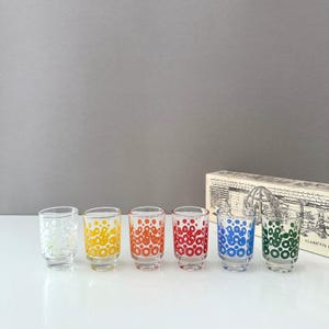 Vintage glasses, shot glasses Glashütte OVP, colorful stampers, set of 6 mid-century glasses, bar, bar accessories 70s, shot glasses