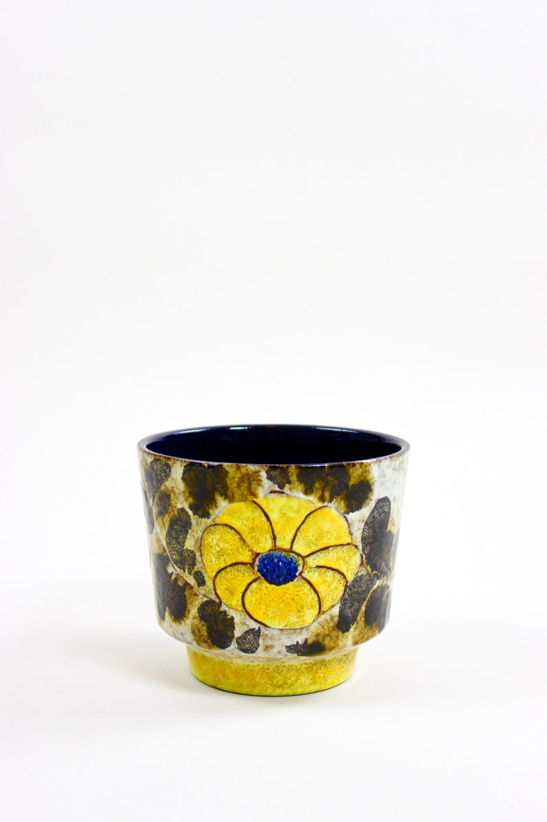 vintage flower pot Majolica marei 70s pot indoor gardening ceramic planter