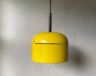 Luminária pendente amarela de Arnold Berges para equipe, década de 1970