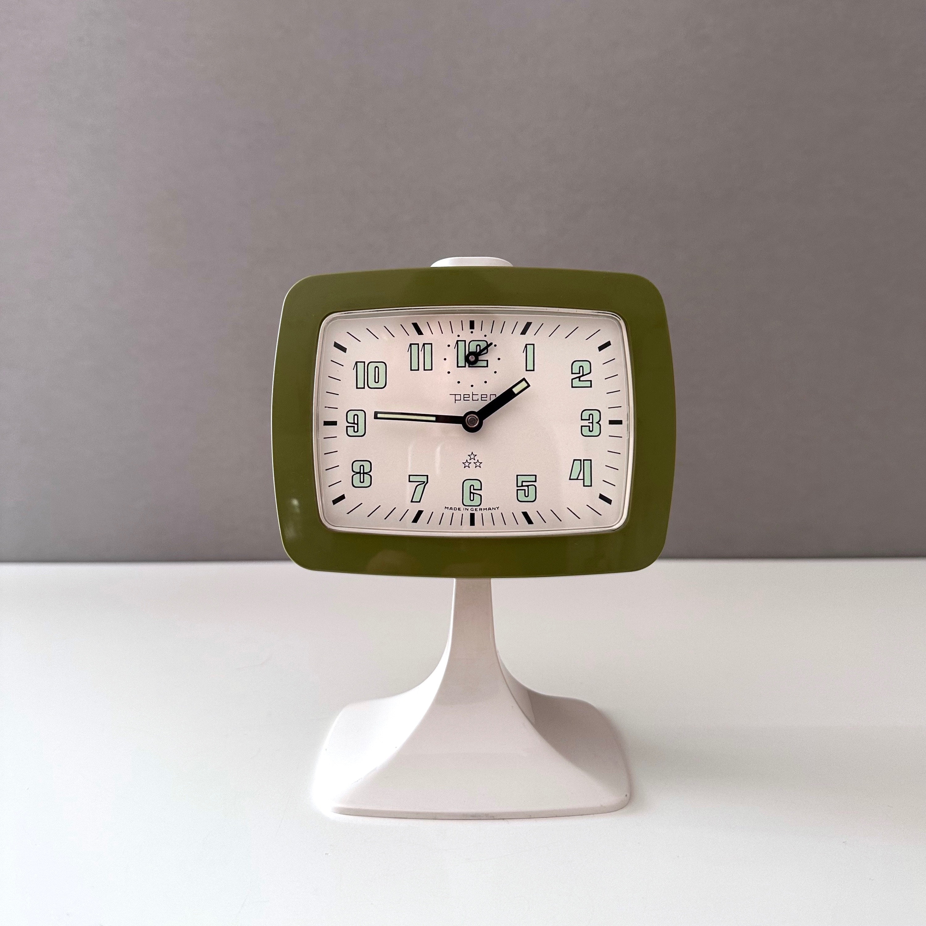 Green Space Age Alarm Clock With Base by Peter, NOS Ware, Table Clock With  Alarm, Atomic Clock, 1970s - Etsy