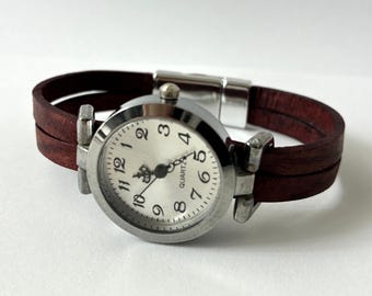 Leather watch for women with custom-sized band. Retro minimalist style.