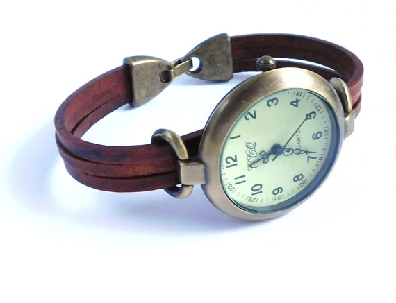 Leather watch for women. Retro minimalist style. Handmade and custom size.