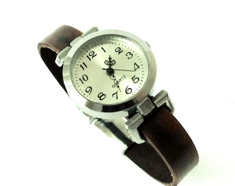 Distressed Leather Watch for Women: Custom Sized Retro Wristwatch