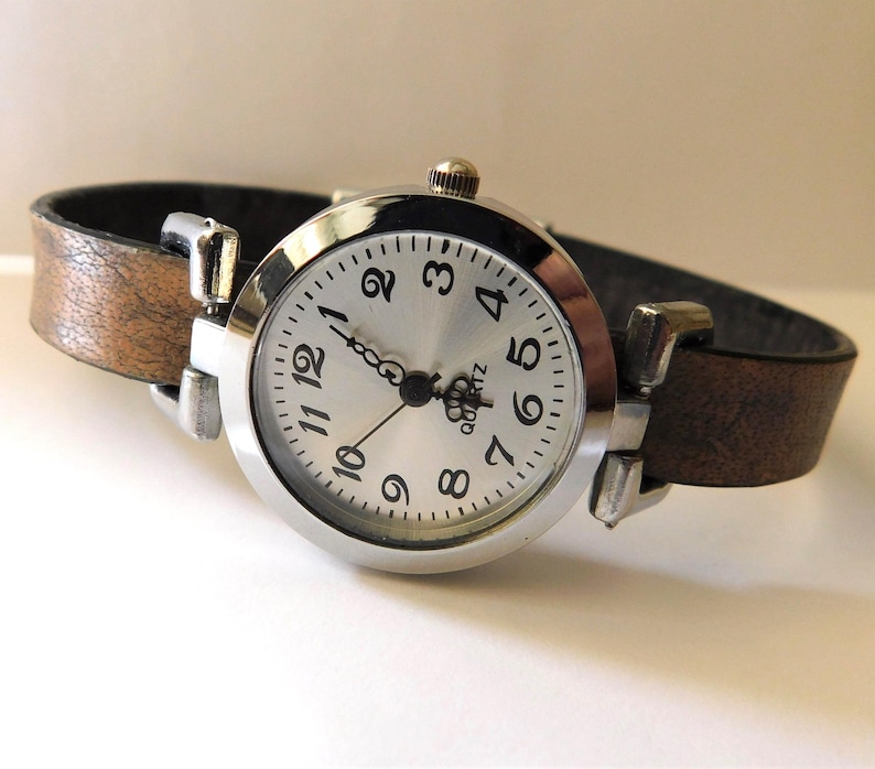Leather watch for women. Retro minimalist style. Custom size band. image 1