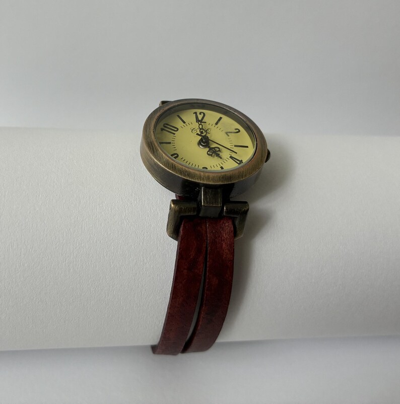 Leather watch for women with custom-sized band. Retro minimalist style. image 8