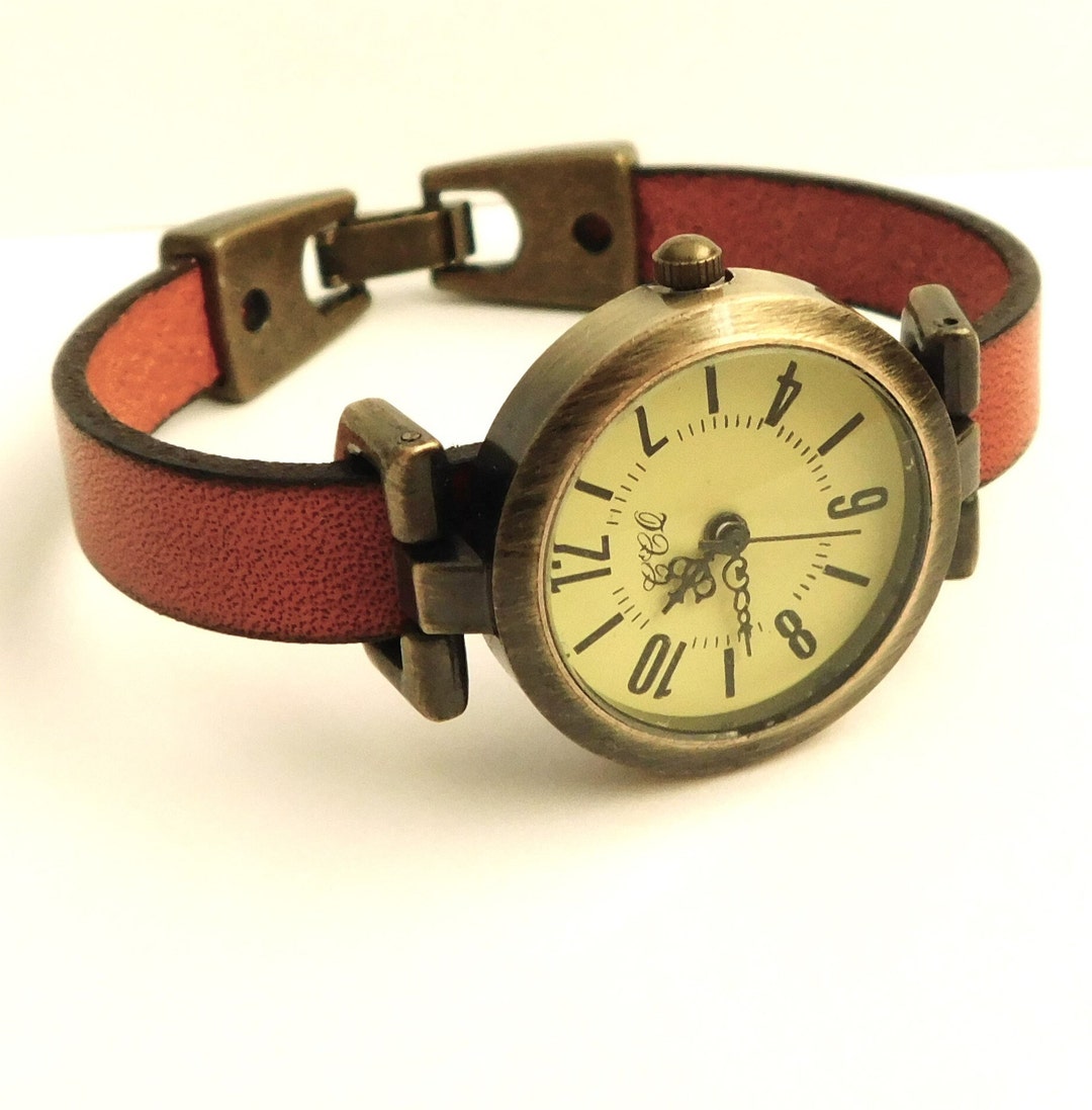 Watch for Women Leather Strap. Custom Size Watch for Women. Casual