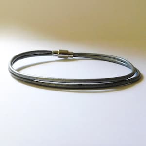 Bracelet, delicate, custom-sized, made with silver leather and a magnetic closure. image 1