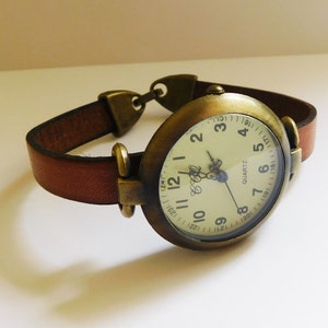 Leather watch for women, saddle color. Simple, elegant vintage watch. Classic women's watch with tailor size wristband. Designed by JuSal08