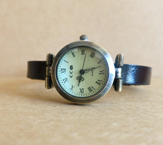 Design a top watch for her