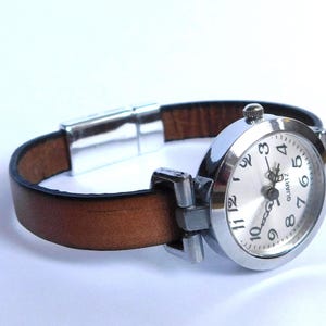 Vintage style leather band watch - Custom size ladies wristwatch image 1