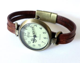 Leather watch for women with custom-sized band. Retro minimalist style.