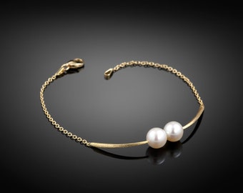 Dainty Bracelet, Gold bracelet, Pearl jewelry, Gift for Her, Pearl, Everyday bracelet, Minimalist jewelry