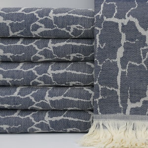 Serviette Turkwy, Serviette de bain turc, Peshtemals, Serviette bleu marine, Serviette turque, Peshtemal, Serviette de bain, 40 x 70 pouces, Peshtemal turc, Serviette de plage, M4-bulut
