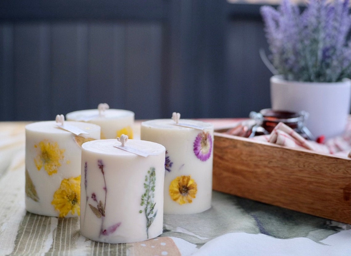 Candele In Cera D'Api Naturali Bütic - Set Da 50, Aroma Naturale, Stoppino Cotone Organico, Altezza 18 Mm, Diametro 40 Mm