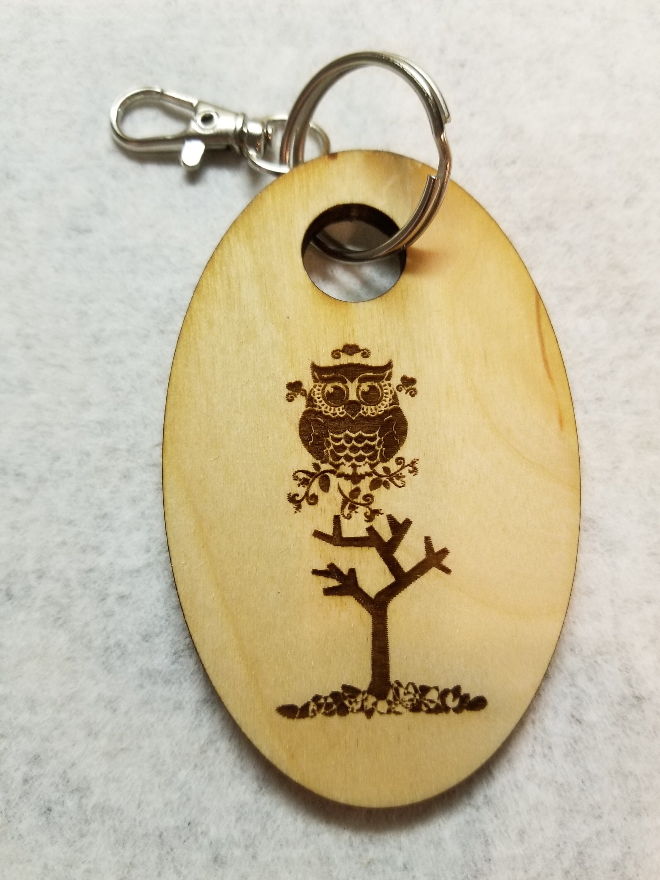 Owl Keychain / Personalized Keychain / Wood Keychain