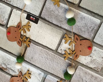 Christmas garland festive bunting. Mantle Garland. Reindeer and felt pom pom GREEN and white 120cm long