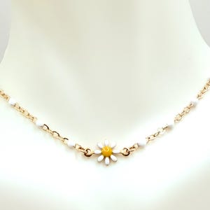 Floral Necklace Beaded Necklace Beaded Choker Beaded Jewelry Minimalist Necklace Floral Jewelry Colored Necklace Colored Beads Enamel Beads
