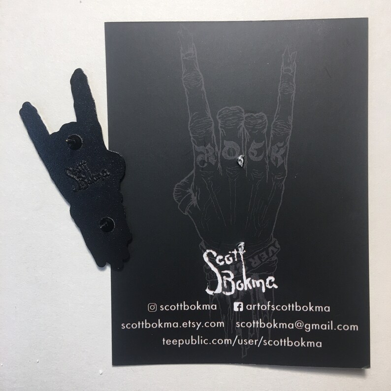 Rock On glow in the dark soft enamel pin, 2.25 inches 画像 4