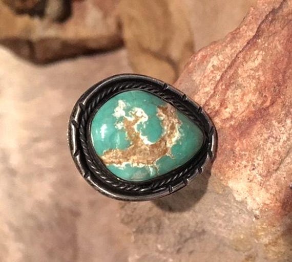Navajo handmade Solid sterling silver turquosie Ring