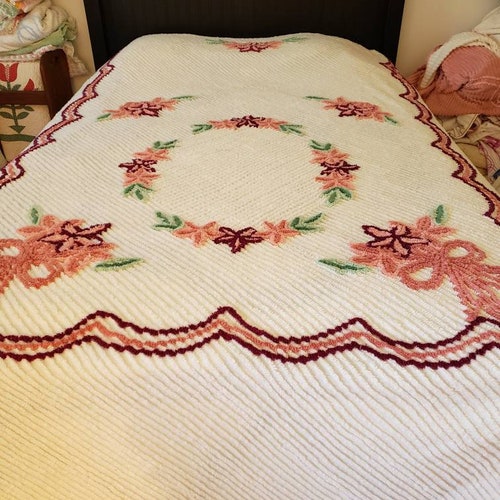 Fabulous Vintage Chenille Bedspread Etsy