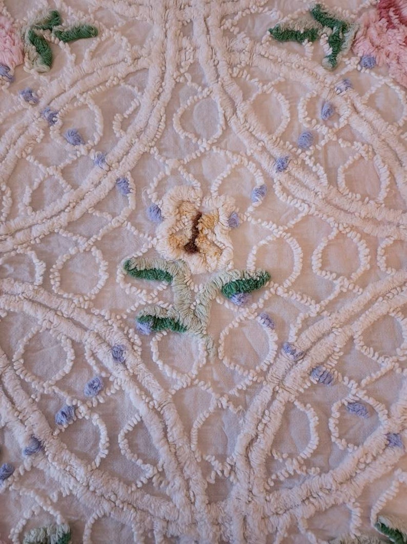 Vintage Cabin Craft Needle Tuffed Chenille Bedspread Etsy