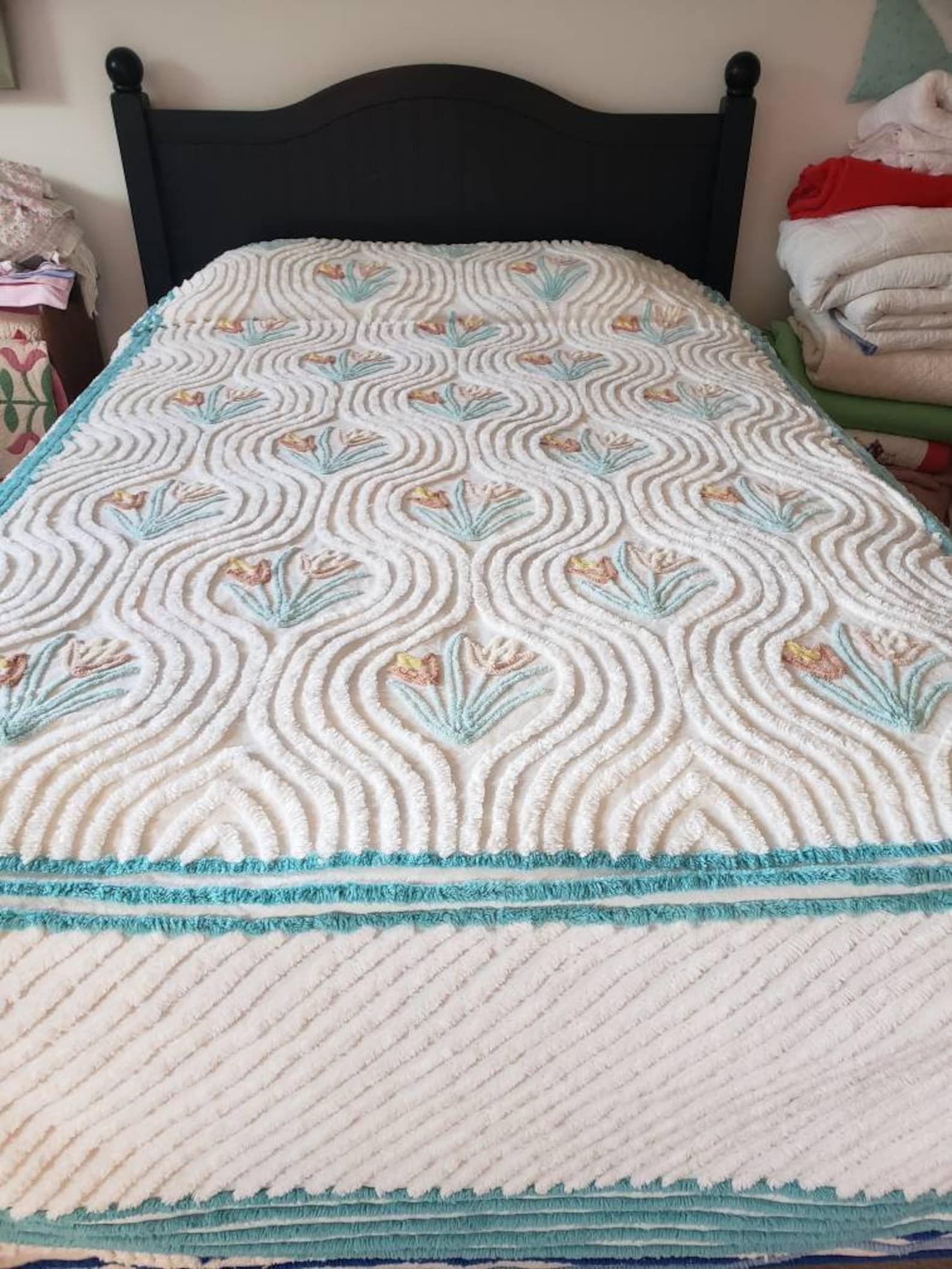 Beautiful soft vintage chenille bedspread Etsy