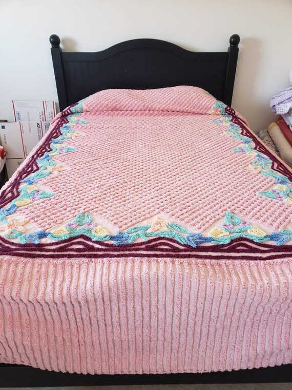 Pink chenille blanket new arrivals