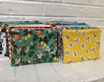 Zip pouch / cosmetics pouch / makeup bag / pen and pencil case / zippered bag / cosmetics bag / small pouch / travel pouch / small clutch