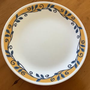 Corelle Casa Flora Bella Vista dinner plate, 10 1/4 inch, blue and yellow on white
