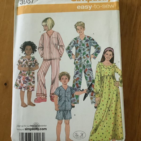 Simplicity 3987, easy to sew pajama pattern for child sizeHH 3-6, uncut