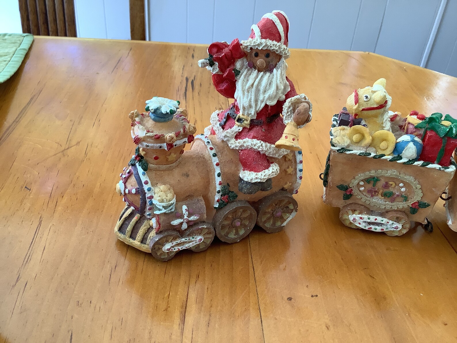 Artmark Santa Train Vintage, Composite, Used Condition (missing One ...