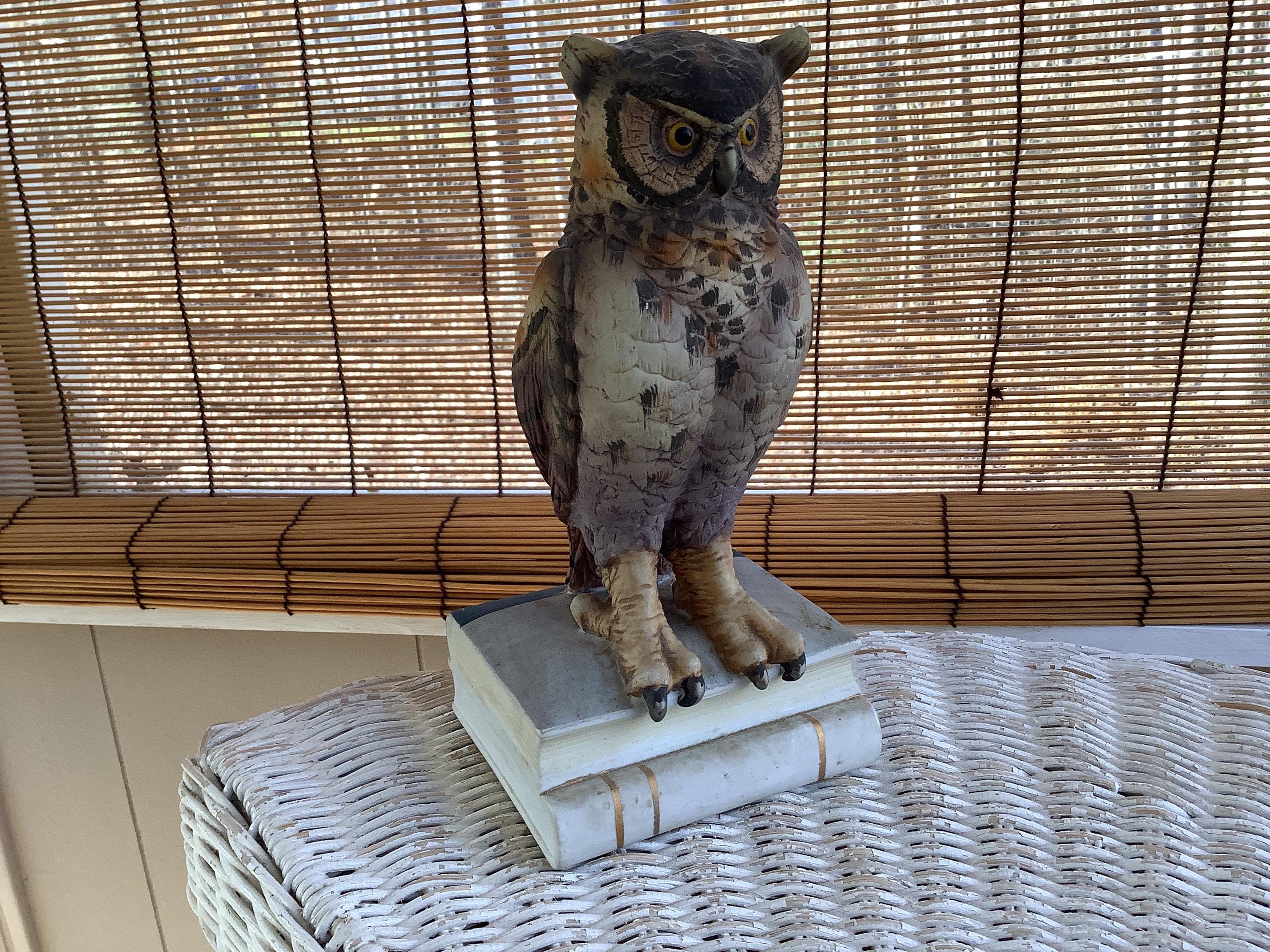 Great horned owl figure, Andrea by Sadek, porcelain, 8 inch tall