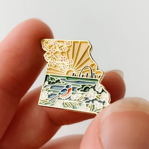 Missouri Enamel Pin | Gold Soft Enamel Pin | Illustrated United States Pin | Butterfly Clasp | 1.25&quot;