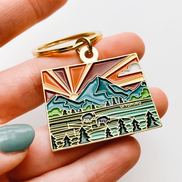 Wyoming Gold Enamel Keychain | Wyoming State Key Ring | Soft Enamel Illustrated State Keychain 1.5"