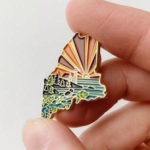 Maine Enamel Pin | Gold Soft Enamel Pin | Illustrated United States Pin | Butterfly Clasp | 1.25&quot;