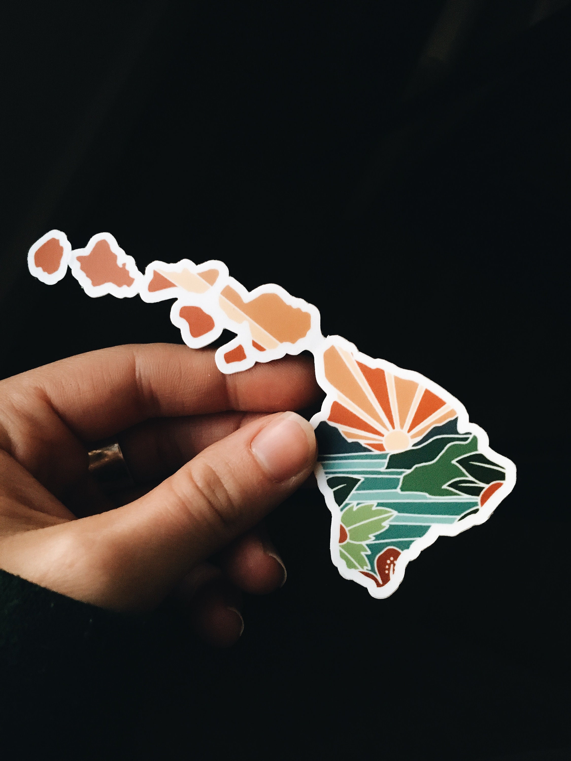 Hawaii Durable Sticker | High Quality Bumper Sticker | United States Vinyl Decal | Weatherproof Sticker | Water Bottle Sticker | 4&quot;