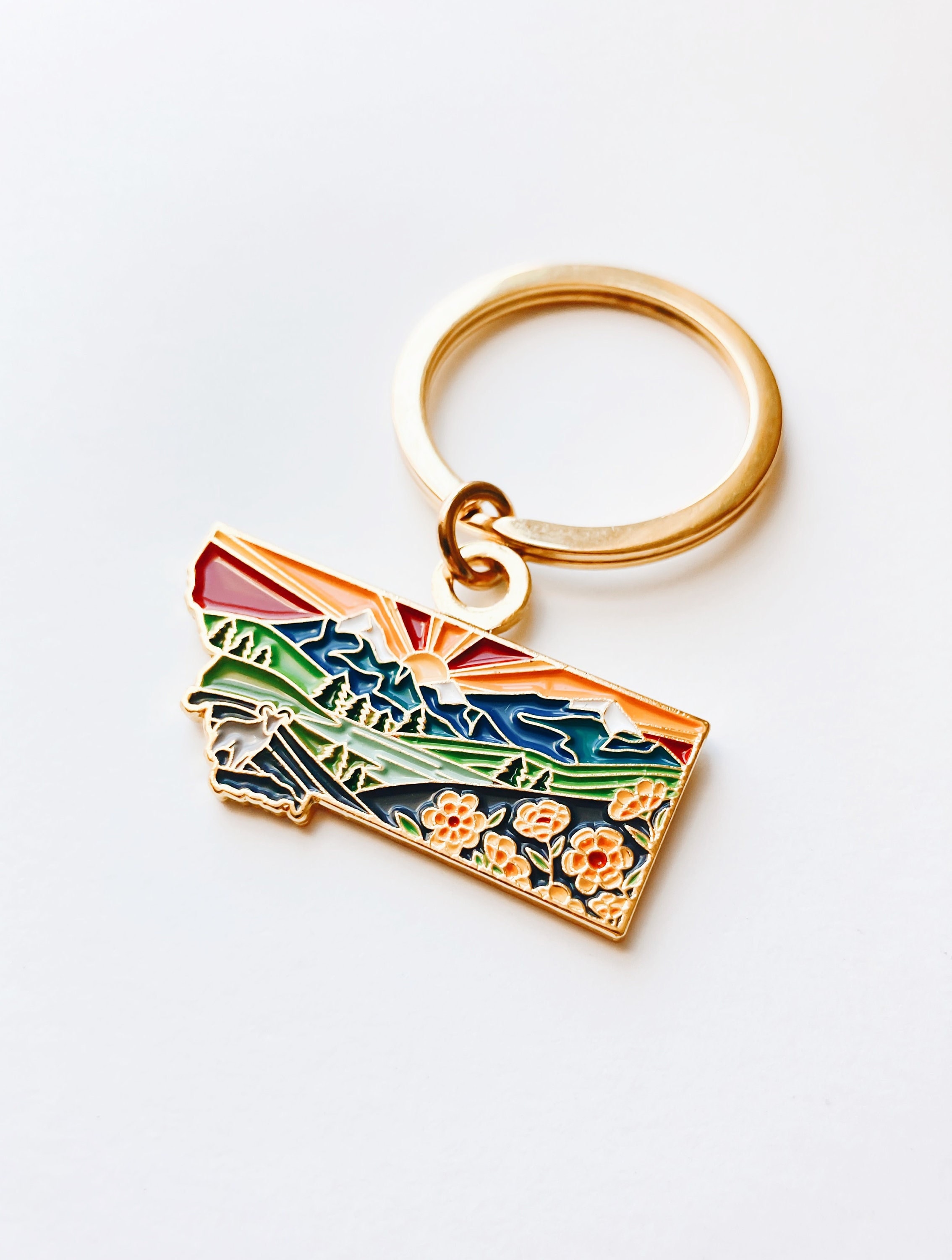 Montana Gold Enamel Keychain | Montana State Key Ring | Soft Enamel Illustrated State Keychain 1.5&quot;