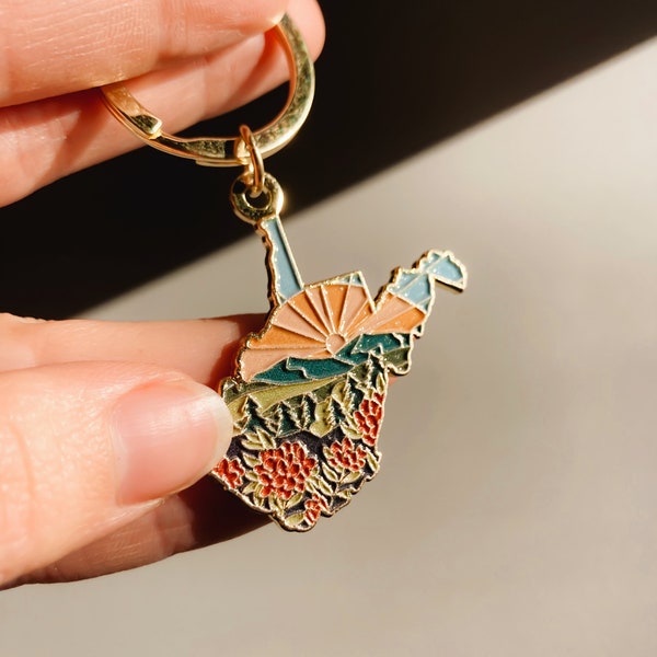 Gold West Virginia Soft Enamel Keychain 1.5" | West Virginia Outline Key Ring | Illustrated State Keychain