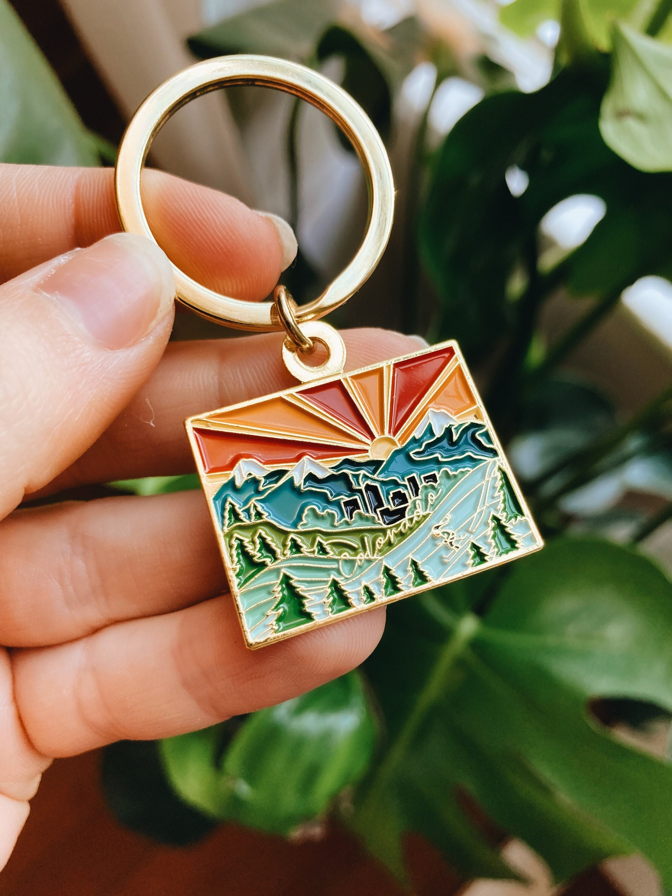 Colorado Gold Enamel Keychain | Colorado Outline Key Ring | Soft Enamel Illustrated State Keychain 1.25&quot;