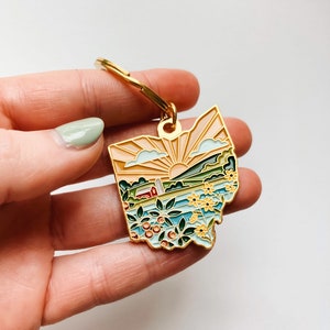 Ohio Gold Enamel Keychain | Ohio Outline Key Ring | Soft Enamel Illustrated State Keychain 1.5&quot;