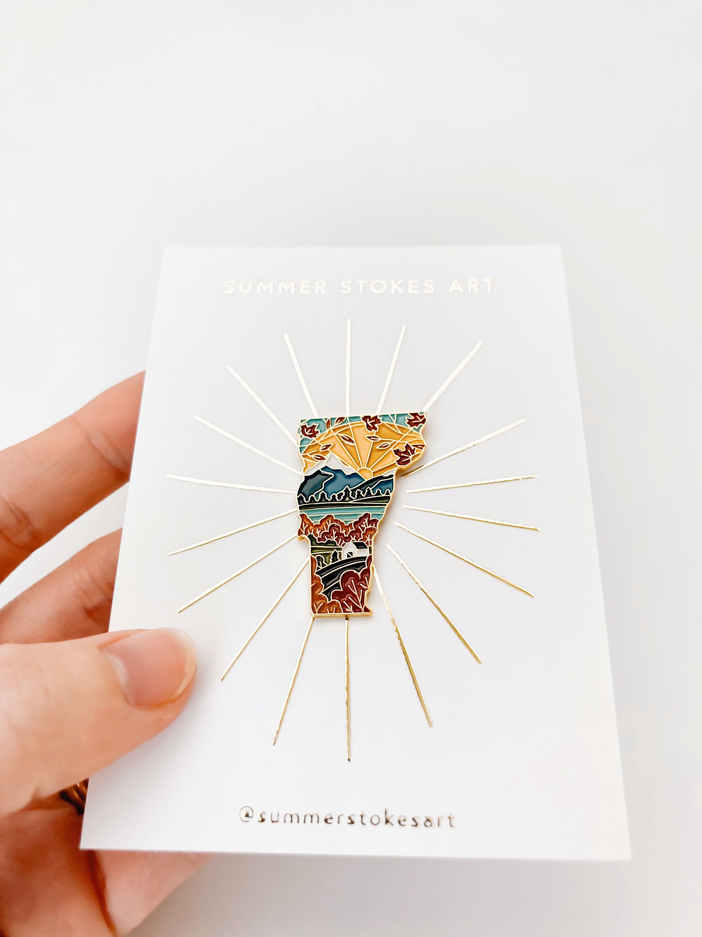 Vermont Enamel Pin | Vermont Outline Pin | Illustrated State Pin | Butterfly Clasp | 1&quot;