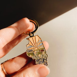 Illinois Gold Enamel Keychain | Illinois Outline Key Ring | Soft Enamel Illustrated State Keychain 1.75&quot;