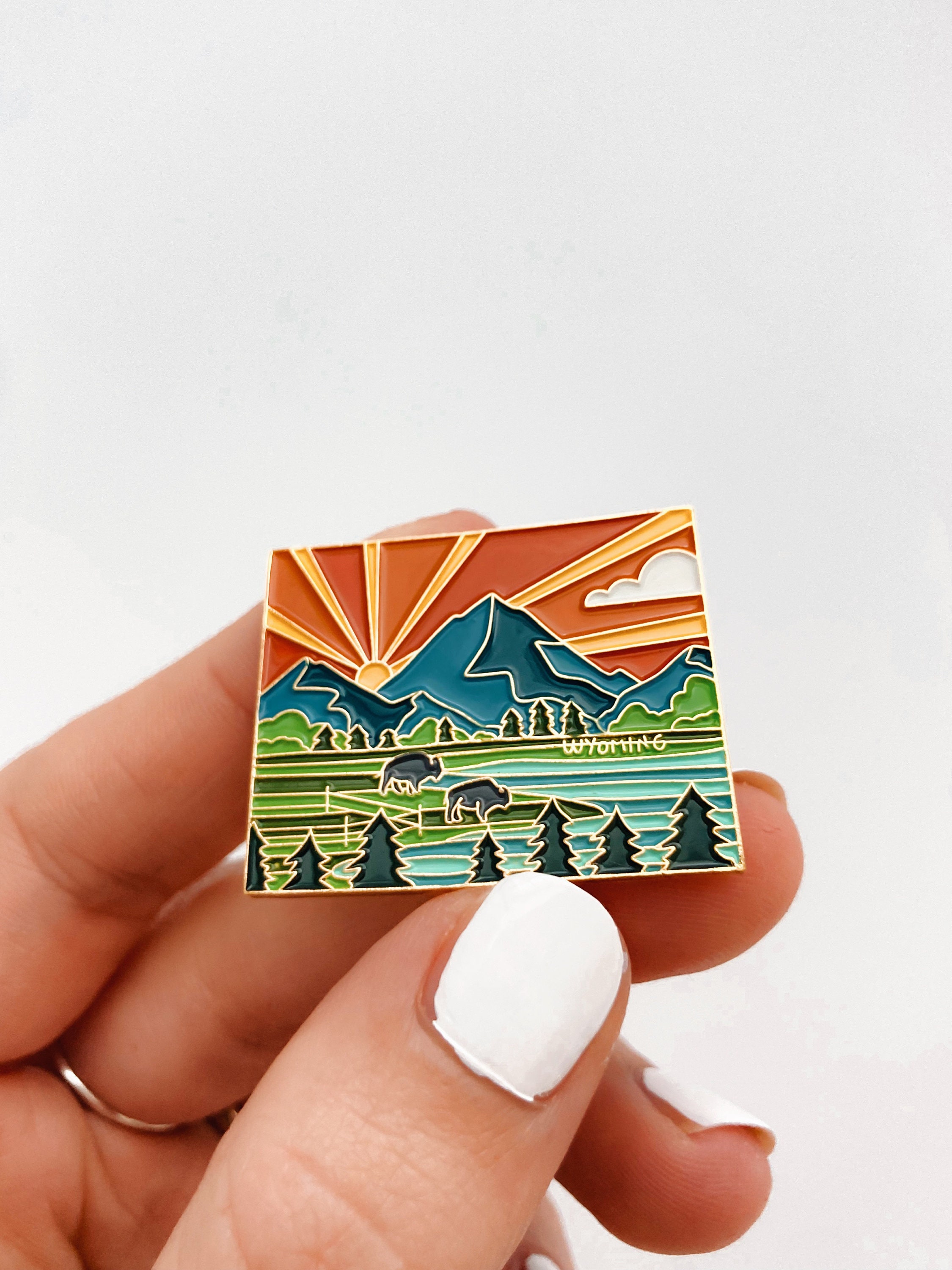 Wyoming Enamel Pin | Wyoming Outline Pin | Illustrated State Pin | Butterfly Clasp | 1&quot;